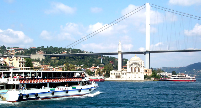 Boğaz Turlu İftar Yemeğinde Buluşuyoruz